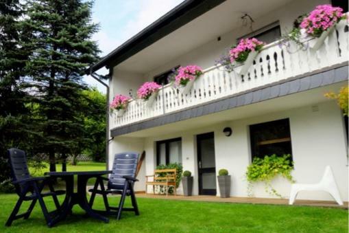 Landhaus Zur Linde Apartment Winterberg Ngoại thất bức ảnh
